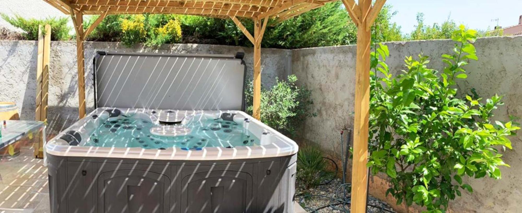Le Beau Vallon 1- Jacuzzi Privatif Et Piscine Chauffee Partagee แซ็ง-บินัวต์ ภายนอก รูปภาพ